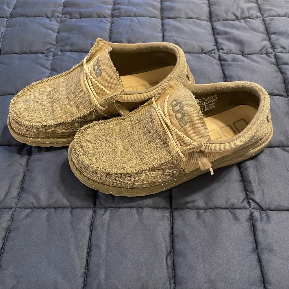 Mens Hey Dude Shoes